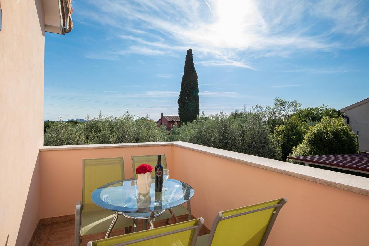 Pula Istria Apartments Eksteriør bilde